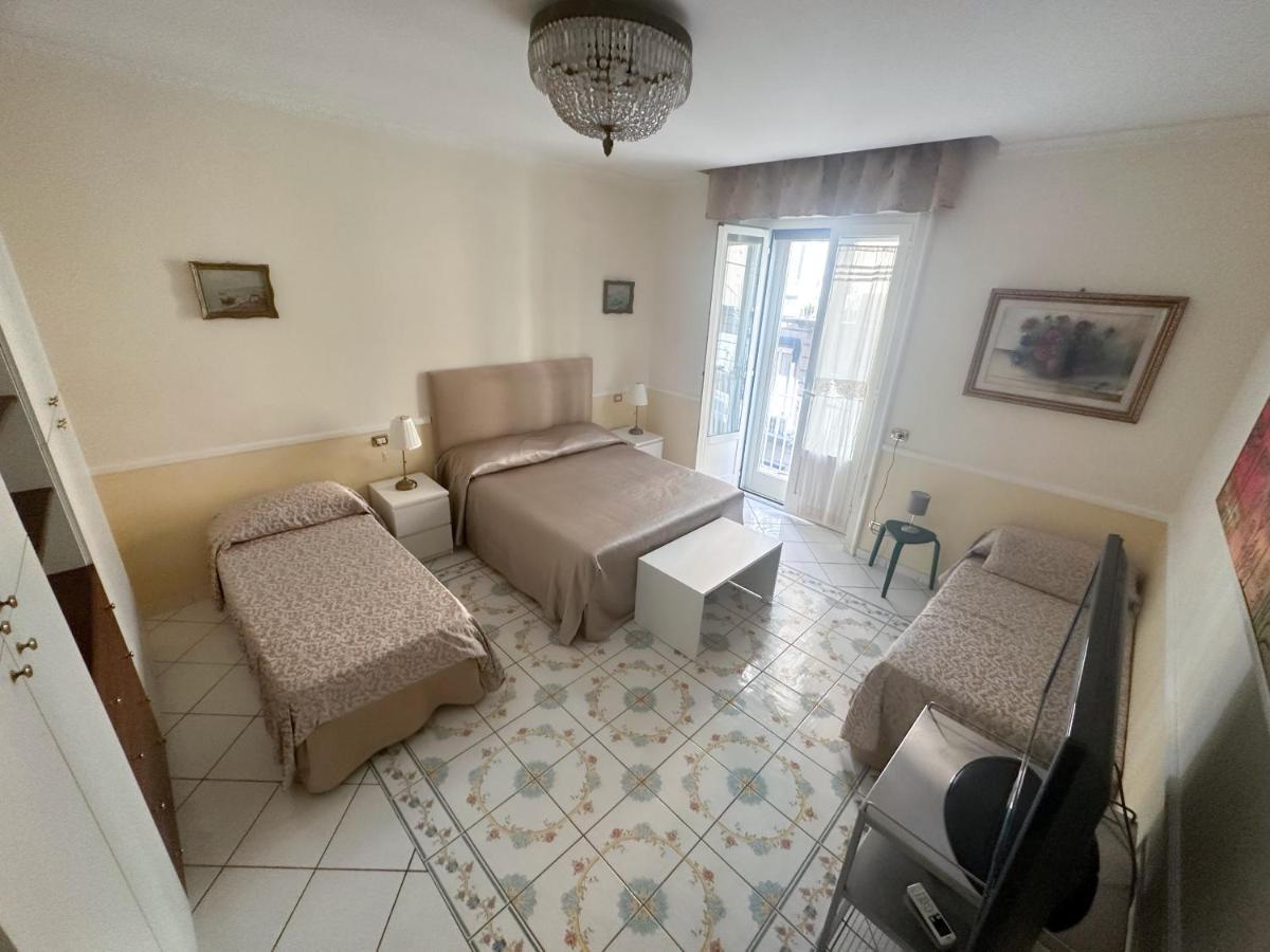 Ferienwohnung Pagina Storica Di Napoli Exterior foto
