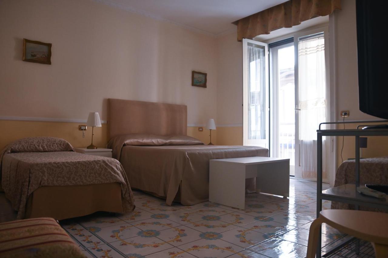 Ferienwohnung Pagina Storica Di Napoli Exterior foto