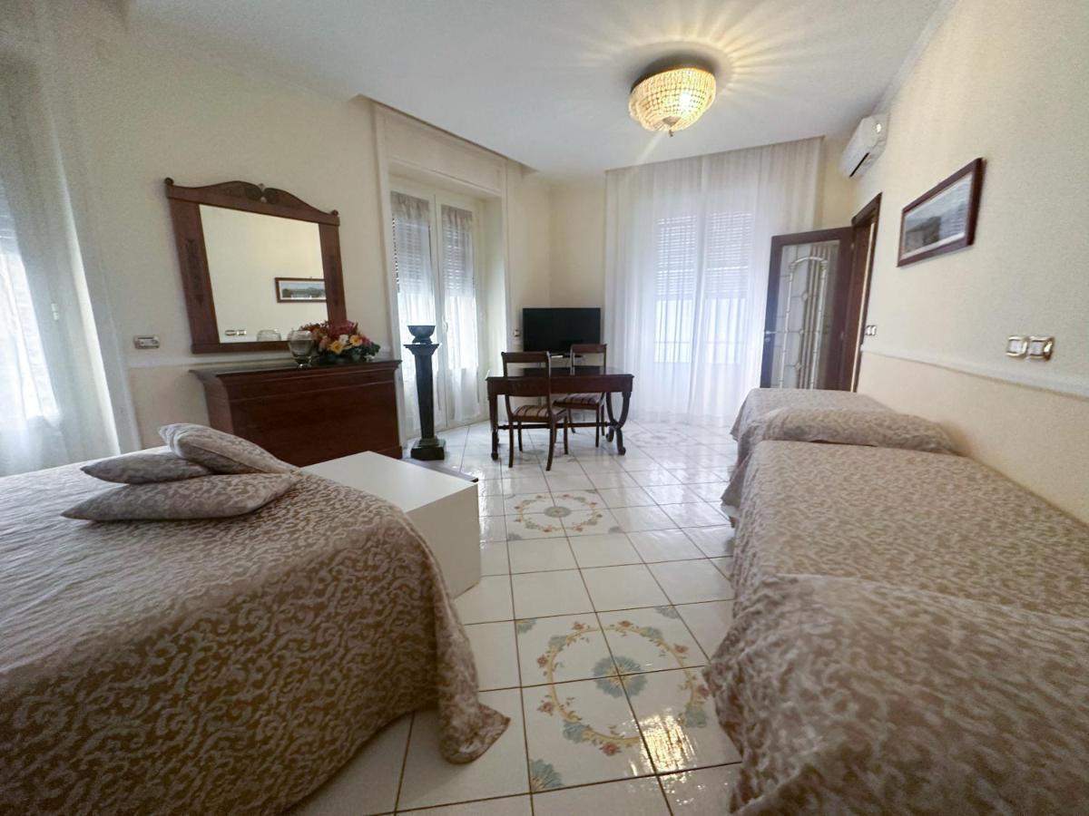 Ferienwohnung Pagina Storica Di Napoli Exterior foto